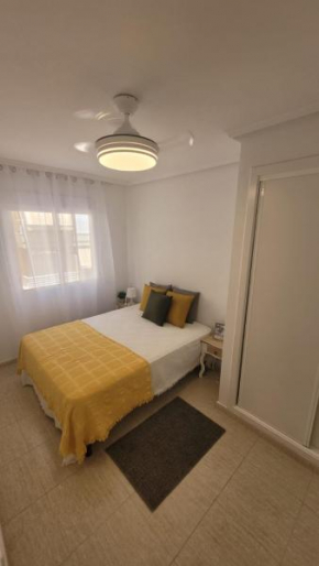 Apartamento Blanco Torrevieja